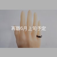 ブラックフェザーリング 