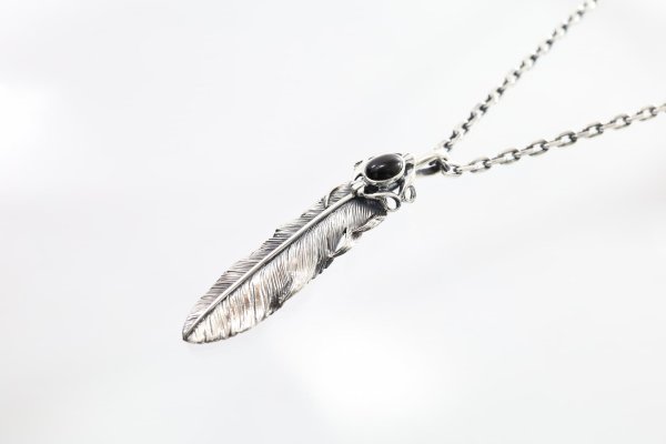 画像3: 千年フェザー(L1オニキス) ペンダント 『チェーン50cm』  (3)
