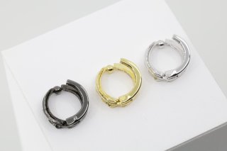 buff ピアス フェザー フェザーイヤーカフ (風切羽) buff(バフ)