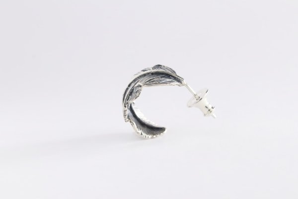 画像3: 千年フェザー(MM1)ピアス  [左耳用]  (3)