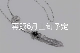 オニキスフェザー [ ネックレス・ペンダント ] buff(バフ)